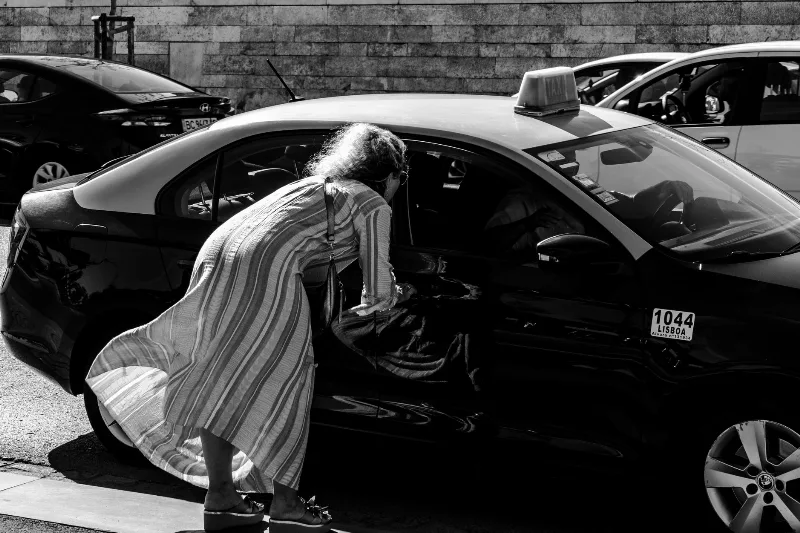 Portekiz'de Taksi ve Uygulama Tabanlı Ulaşım: Uber, Bolt ve Taksiler Hakkında Bilmeniz Gerekenler
